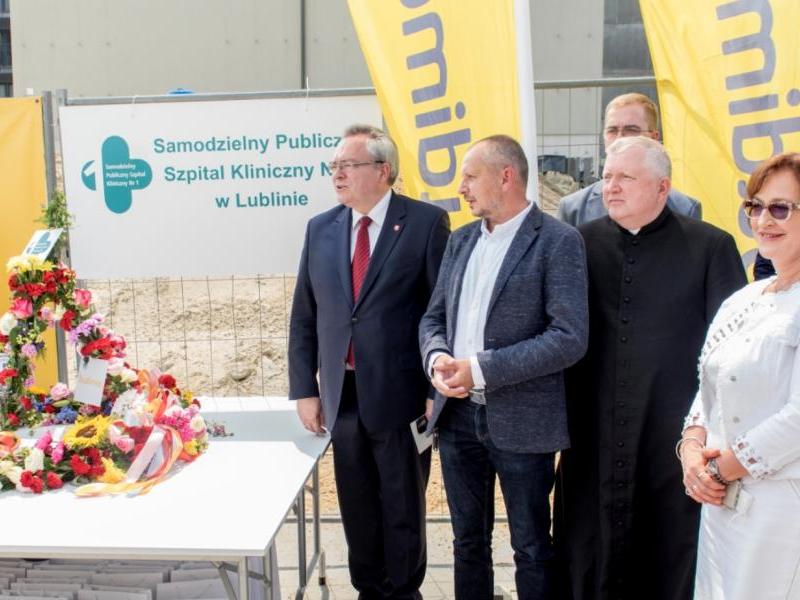 uroczystość zawieszenia wiechy SPSK1 (6.07.21)