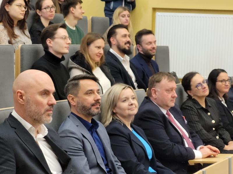 rozstrzygnięcie konkursu na aranżację kolorystyczną budynku Klinik Okulistyki (fot. Anna Guzowska)