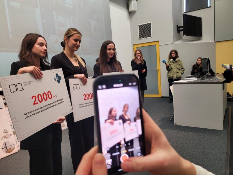 rozstrzygnięcie konkursu na aranżację kolorystyczną budynku Klinik Okulistyki (fot. Anna Guzowska)