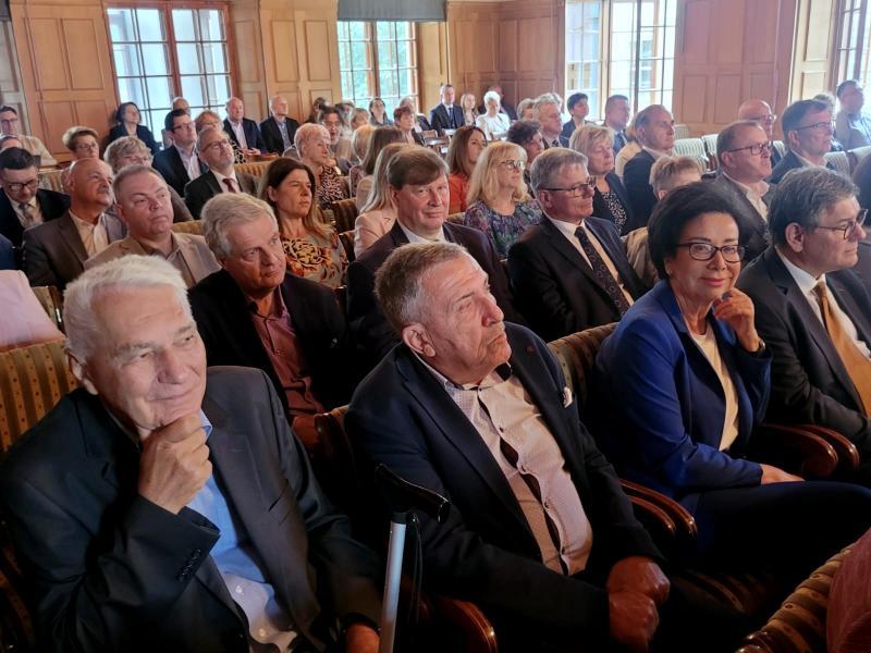 14.06.2024: uroczyste zakończenie Programu przebudowy i rozbudowy USK 1 oraz oficjalne otwarcie nowego budynku G-16 (fot. A.Guzowska USK1)