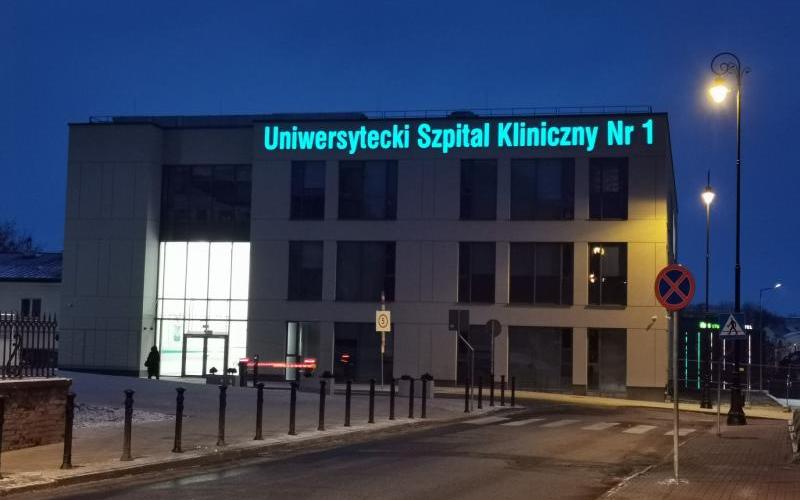 nowy szyld USK 1 - podświetlony 